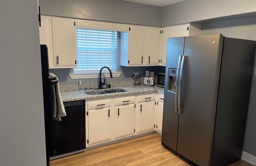 Gulfport House | JasJax Palace: Beach, Mall, Casino & Shop - Your Decked-Out Getaway!