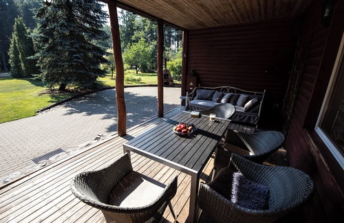 Darsuniskis House | Jaukus ir ramus poilsis miško apsuptyje prie židinio.