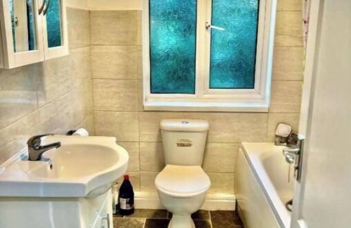 Upper Edmonton House | Jay's home