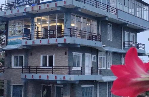 Pumdi Bhumdi Cabin | Jay sambhoo pumdikot lodge restaurant and cafe