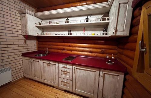 Sisak House | Jazvenik Hill House