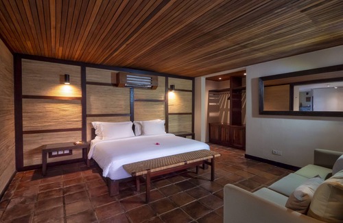 Mangsit Hotel | Jeeva Klui Resort
