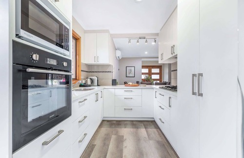 Echuca House | Jensen House - Retro Style with a modern update