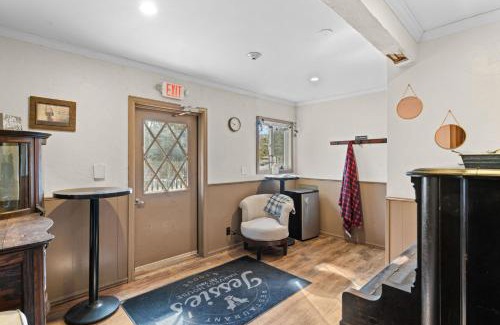 Tannersville Hotel | Jessie's Harvest House