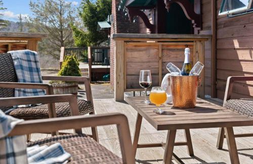 Tannersville Hotel | Jessie's Harvest House