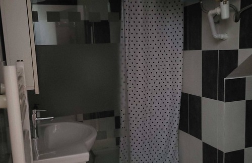 Roanne Apartment | JETEE SUR LA LOIRE (APT N°12)