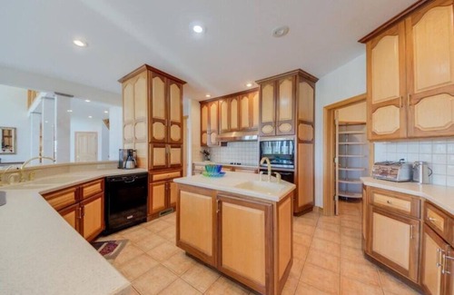 Hermann House | Jett Manor on Elderberry Hill - Hermann, Missouri