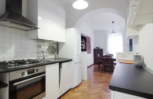 Rione XIV Borgo Apartment | JHHIT - San Pietro Charming Suite