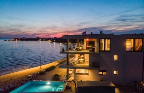 Privlaka Apartment | Jimmys Beach Privlaka direkt am Meer und beheiztem Pool