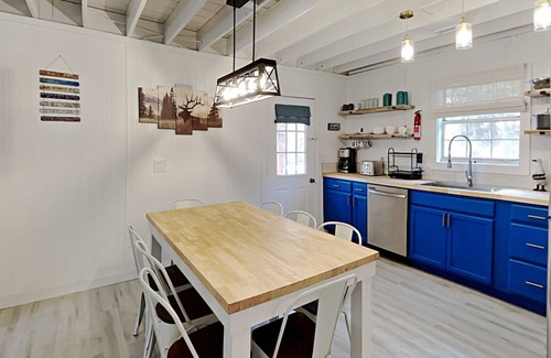 Cosby Cabin | Jireh Mount Cabin | Game Room, Minutes to National Park!