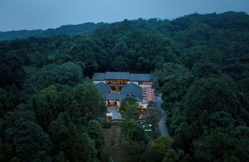 Dujiangyan Hotel | Jishang Qingcheng Mt Villa