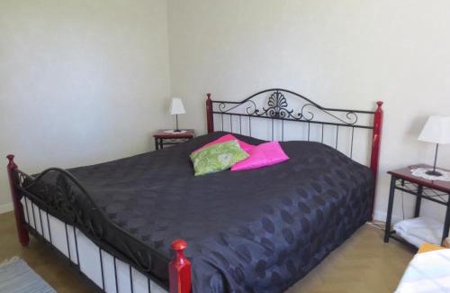 Ullared Bed & Breakfast | Joastorps Bed & Breakfast