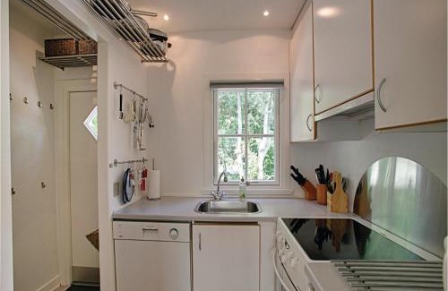 Ronne House | Joe