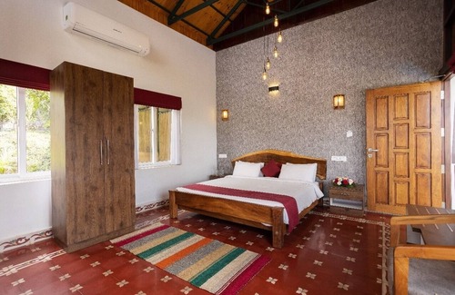 Mulanthuruthy Bed & Breakfast | Johns Village