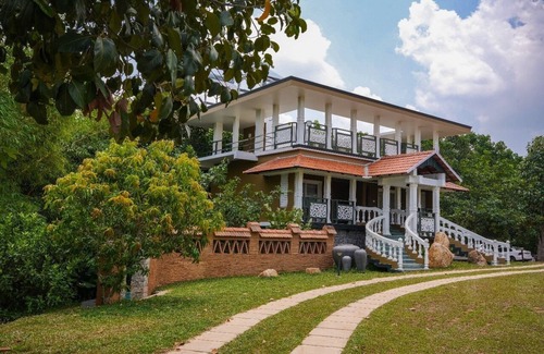 Mulanthuruthy Bed & Breakfast | Johns Village