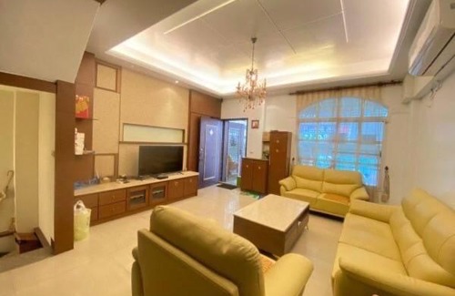 West District House | JOJO旅宿（採共享客廳，預定三間即包棟）