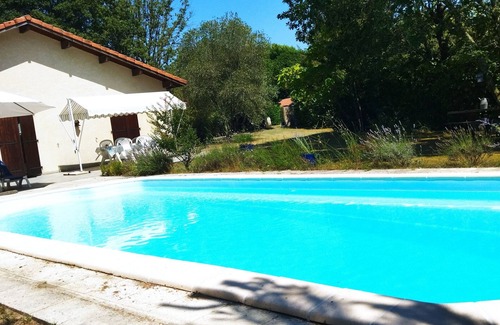 Azur Villa | Jolie Landaise : swimming pool private garden 8 Km from L'Océan ideal for family