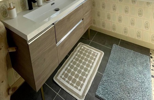 Le Chateau-d'Oleron Villa | Jolie Villa Avec Jacuzzi : "Au P'tit Bonheur"