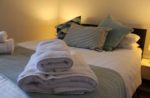 Heybridge Bed & Breakfast | Jolly Sailor- Fish on the Quay