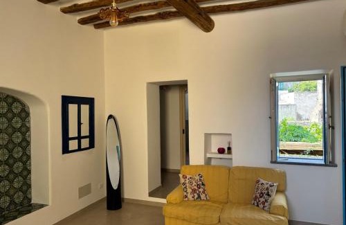 Malfa Apartment | Josefine Apartment