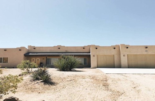 Joshua Tree House | Joshua Tree Desert Om - The place to enjoy yourself and find inner peace.