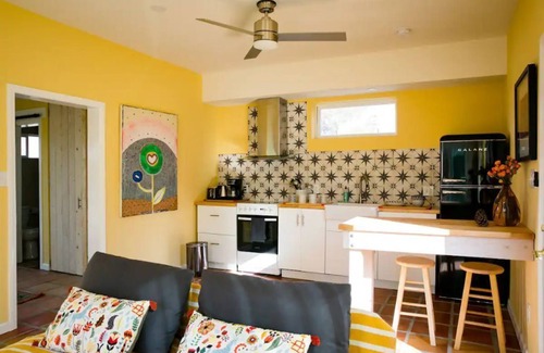 Joshua Tree Highlands House | Joshua Tree National Park Entrance, Cowboy Tub, Cold Plunge, Firepit, Views