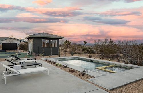 Joshua Tree House | Joshua Tree Pool & Pickleball- Mojave Paddle Club
