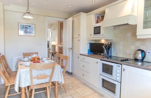 Salcombe House | Jot Cottage