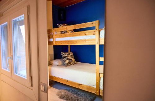 Mas de Ribafeta Apartment | Joya en la Montaña con Vistas Increíbles I AndBnB