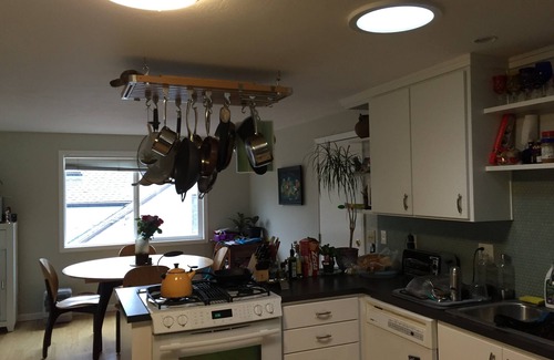 Friendly House | July and August Rental. College Hill/Friendly Neighborhood. 4 bedroom 3 bath