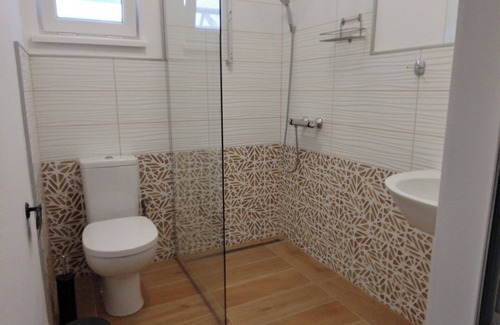 Primorsko Hotel | July's Guest House five minutes to the lovey beaches of sunny Primorsko