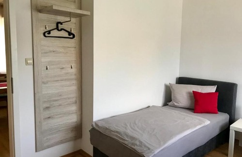 Neureut House | JUNA