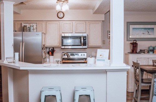 Sunset Beach Condo | June 7-21 available