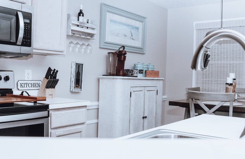 Sunset Beach Condo | June 7-21 available