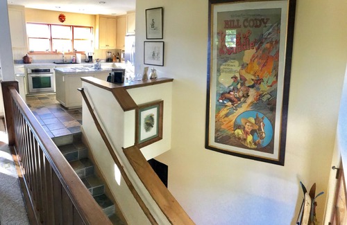 Ketchum House | JUNE DEAL! Ideally located minutes from Ketchum, and Bald Mountain.