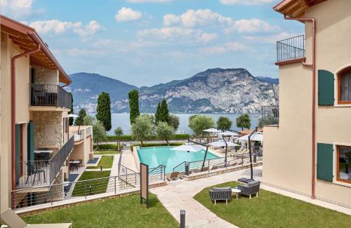 Assenza Apartment | June Stay Lake Garda