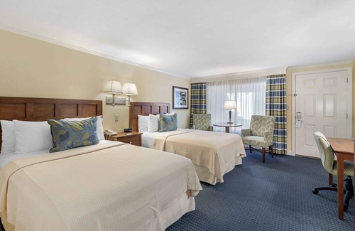 Ogunquit Hotel | Juniper Hill Inn