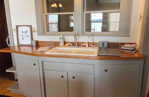 Campbellsport House | Juniper & Oak LAKE HOUSE w/Sunset Views over Kettle Moraine Lake