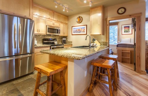 Mammoth Lakes House | Juniper Springs Lodge # 426