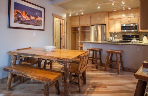 Mammoth Lakes House | Juniper Springs Lodge # 426
