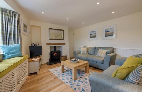 Noss Mayo House | Junket Cottage