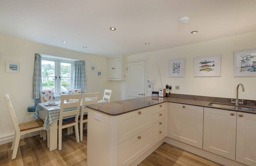 Noss Mayo Cottage | JUNKET COTTAGE, pet friendly, luxury holiday cottage in Noss Mayo