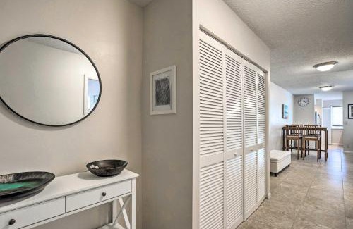 Jupiter Apartment | Jupiter Bay Condo with Pool Less Than Half Mile to Beach!