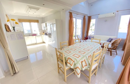 Catalkoy Villa | Just 5 mins all amenities & beaches by driving, city center 10-15 mins