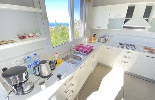 Catalkoy Villa | Just 5 mins all amenities & beaches by driving, city center 10-15 mins