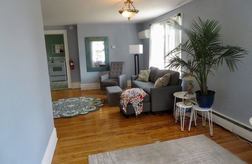 Superior House | JUST OPENED ! Enjoy the Quiet side of Lake Superior's, ten minutes from Duluth!