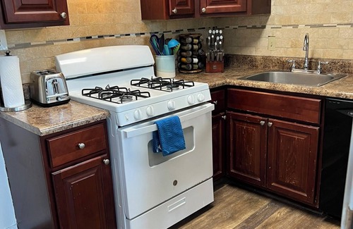 Atlanta Apartment | Just Peachy 2BR/2BA apartment in Atlanta with 5G fast WiFi, All to Yourself