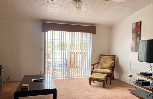 New Braunfels House | Just step away from Putt-Putt and Pool!