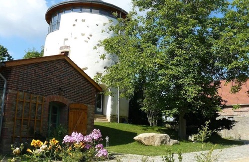 Konigshain House | Königshainer Windmühlenhof (barn)