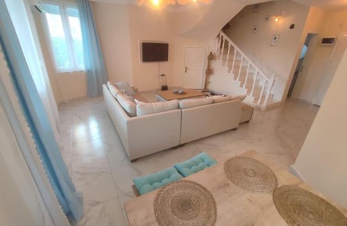 Kizilot Apartment | Kızılağaçta Günlük Kiralık 2+1